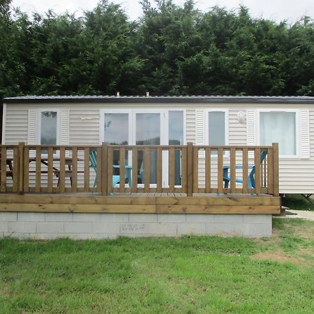 Les Mobile Home De Kerroyal Garlan Εξωτερικό φωτογραφία