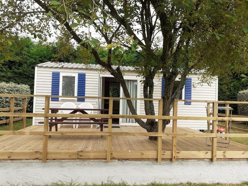 Les Mobile Home De Kerroyal Garlan Εξωτερικό φωτογραφία